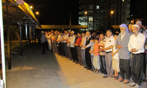 SİVEREK'TE ZALİM ESED VE İŞBİRLİKÇİLERİ LANETLENDİ