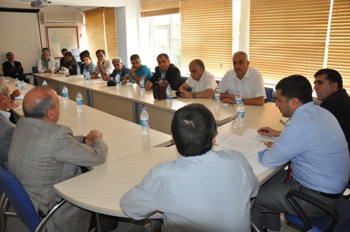 SİVEREKTE İNSAN HAKLARI TOPLANTISI YAPILDI 