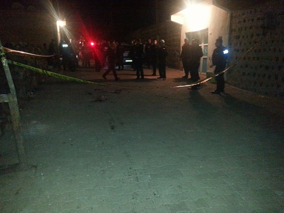 ANARYA GELEN PİKAP YAŞLI KADINI EZDİ