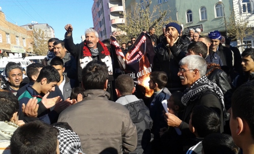 SİVEREK'TE ELEKTRİK KESİNTİLERİ PROTESTO EDİLDİ