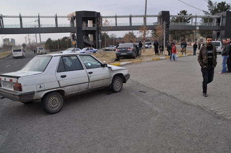 SİVEREKTE TRAFİK KAZASI 3 YARALI