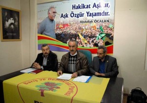 BDP'TEN ÖCALAN'A ÖZGÜRLÜK İMZA KAMPANYASI