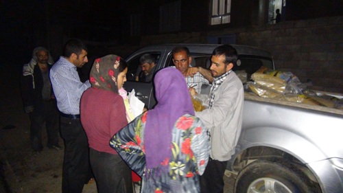 SURİYELİ AİLELERE GIDA YARDIMI