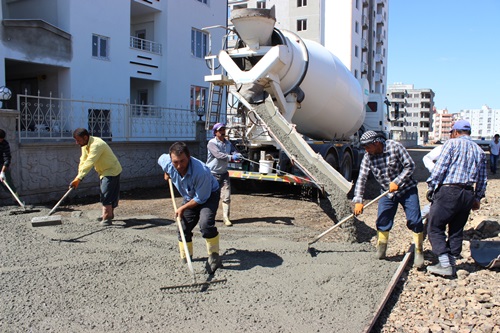 YENİ YERLEŞİM YERLERİNİN ALT VE ÜST YAPISI YENİLENİYOR