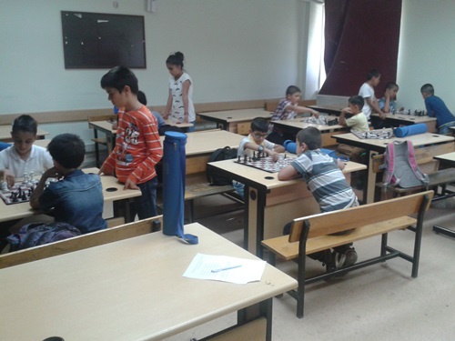 YAVUZ SELİM İLKOKULU SATRANÇ TURNUVASI DÜZENLEDİ