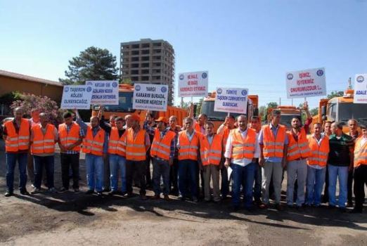 KARAYOLLARINDAKİ TAŞERON İŞÇİLERİN KADRO TALEBİ