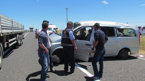 SİVEREK'TRAFİK KAZASI 9 YARALI