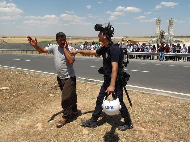 VİRANŞEHİR'DEKİ ÇİFTÇİ EYLEMİNDE OLAYLAR ÇIKTI