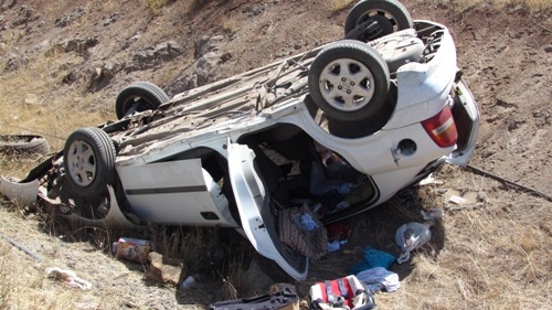 SİVEREKTE TRAFİK KAZASI: 5 YARALI