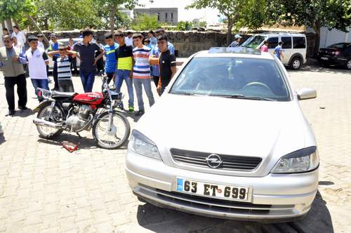 SİVEREK'TE TRAFİK KAZASI: 2 YARALI