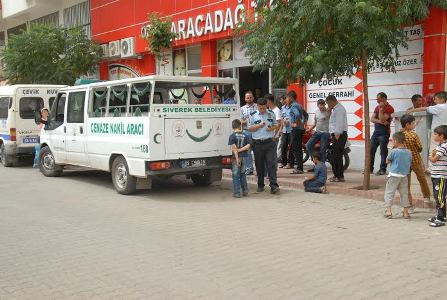 MİNİBÜSÜN ÇARPTIĞI 4 YAŞINDAKİ ÇOCUK ÖLDÜ