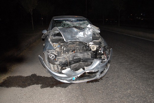 ÖLÜM YOLUNDA TRAFİK KAZASI: 1 YARALI