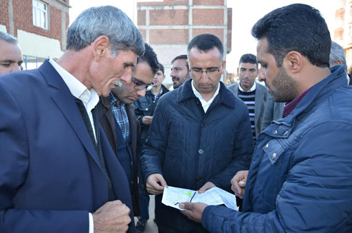 BAŞKAN YILMAZ'IN MAHALLE GEZİLERİ SÜRÜYOR