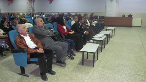 BELEDİYEDEN KADINLAR GÜNÜ ETKİNLİĞİ