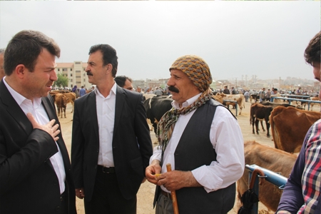 BAĞIMSIZ ADAY YAVUZ'A SİVEREK'TE YOĞUN İLGİ