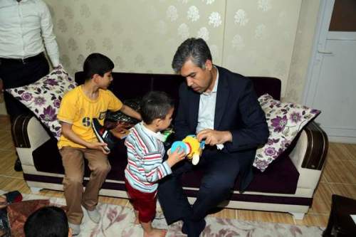 KAYMAKAM ERKAL ÇOCUK EVLERİNİ ZİYARET ETTİ