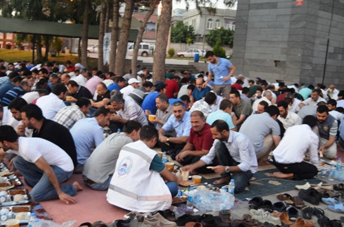 SİVEREK-DER'DEN İFTAR YEMEĞİ