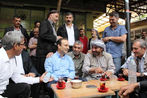 OSMAN BAYDEMİR SİVEREKTE TEMASLARDA BULUNDU