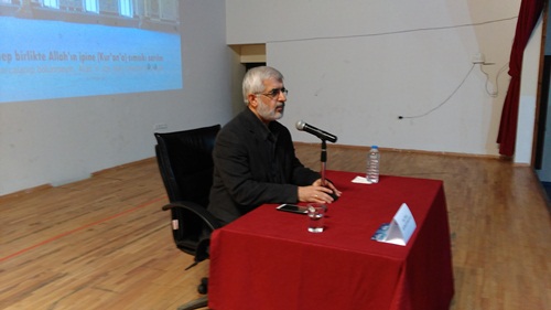 SİVEREK'TE VAHDET KONULU KONFERANS DÜZENLEDİ