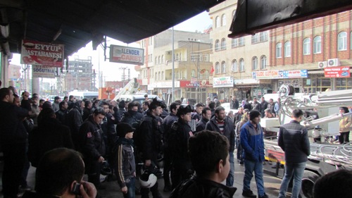 ADNAN MENDERES ESNAFINDAN DEDAŞ'A TEPKİ