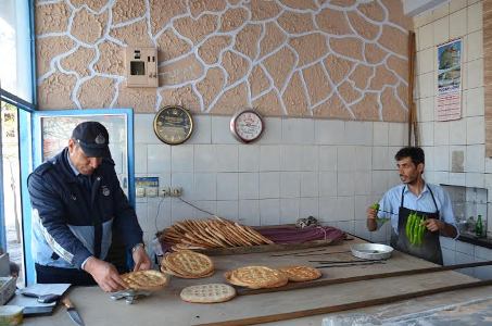 Zabıta Ekipleri Fırınları Denetledi