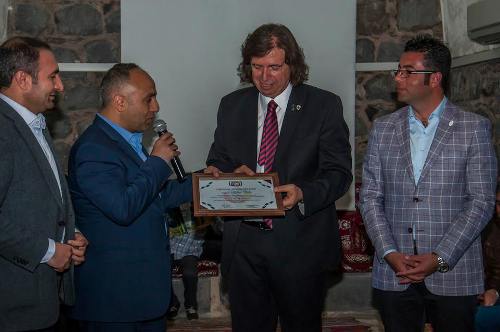 Fotoğraf Sanatçısı Reha Bilir SİVSAD'ı Ziyaret Etti