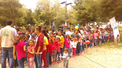 İHH Yetim Buluşmasının Dördüncüsü Gerçekleşti