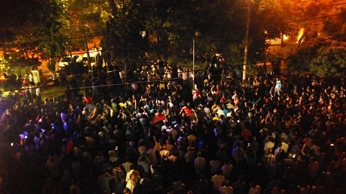 Siverek halkı askeri darbeyi lanetledi