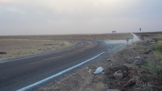 Siverek- Viranşehir Yolu Tehlike Saçıyor