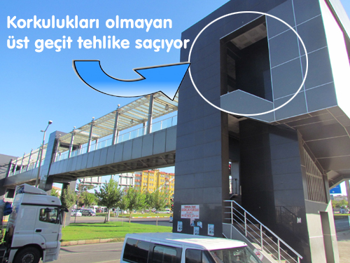 Korkulukları Olmayan Üst Geçit Tehlike Saçıyor
