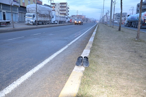 Ölüm Yolunda Yaşlı Adama Otomobil Çarptı