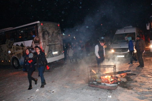 Kayak merkezinde mahsur kalan 700 öğrenci kurtarıldı
