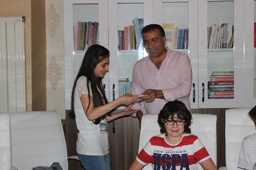 İlçe Kaymakamı Demirelden TEOG Birincilerine Ödül