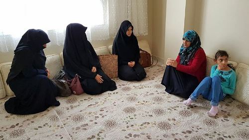 HÜDA PAR'ın kadın aday adayı engellileri ziyaret etti