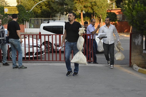 Siverek'te oy torbaları gelmeye devam ediyor