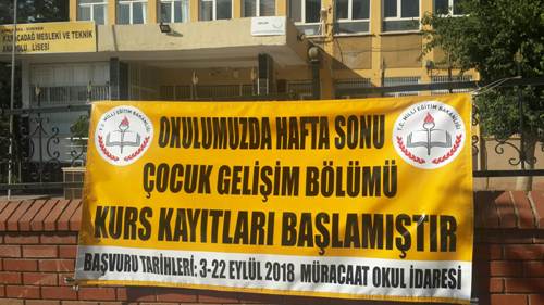 Kız öğrenciler için çocuk gelişimi kursu açıldı