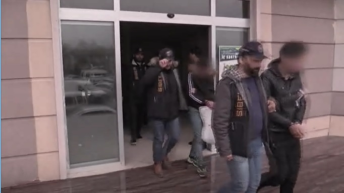 Şanlıurfa'da dolandırıcılık operasyonu: 15 tutuklama
