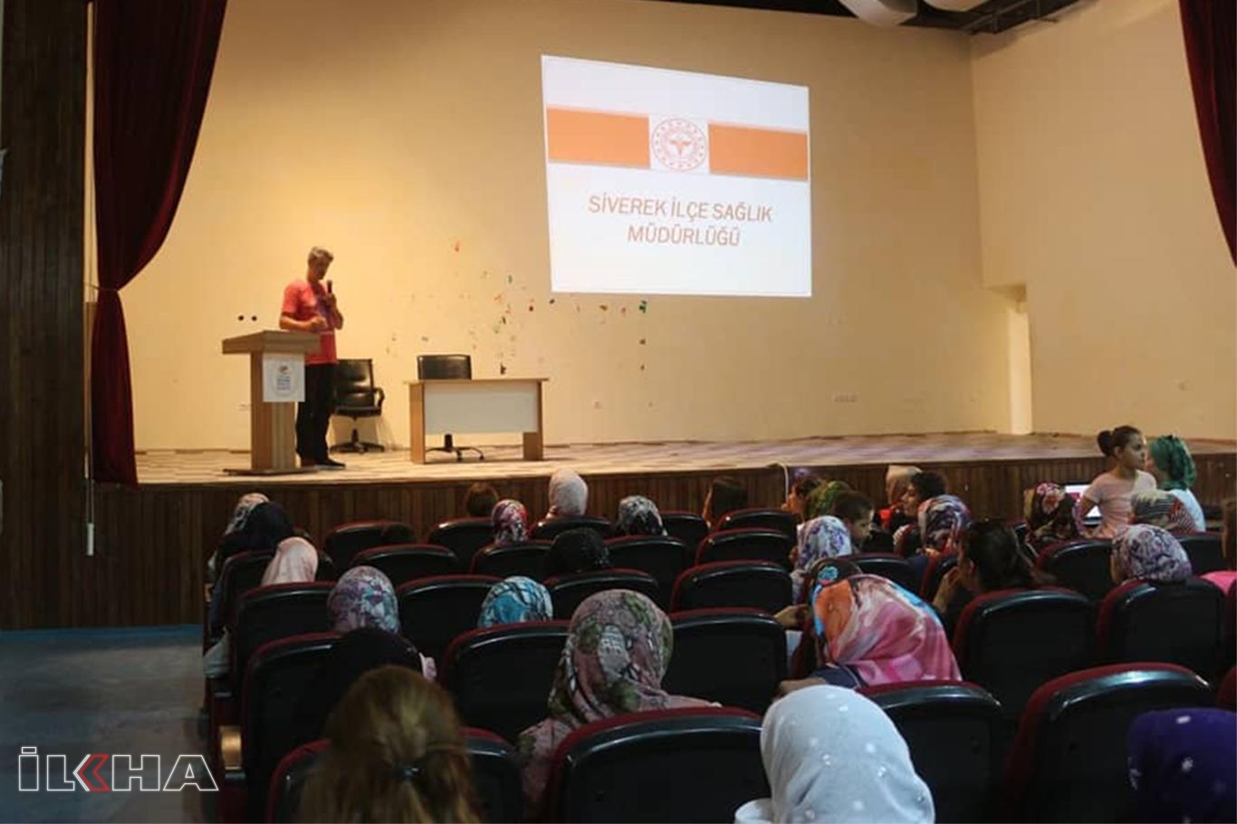 Kadınlara erken teşhisin önemi anlatıldı
