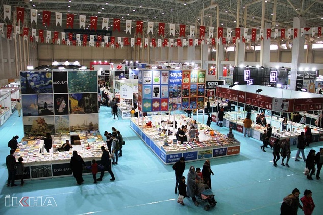 Güneydoğu'nun en büyük kitap fuarı açıldı