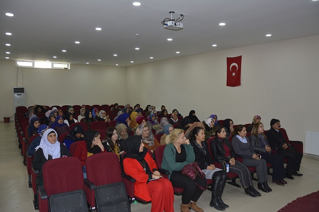 Kadınlara 'kültür mantarı ve solucan gübresi' semineri