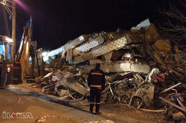 Deprem'de ölü sayısı 18'e yükseldi