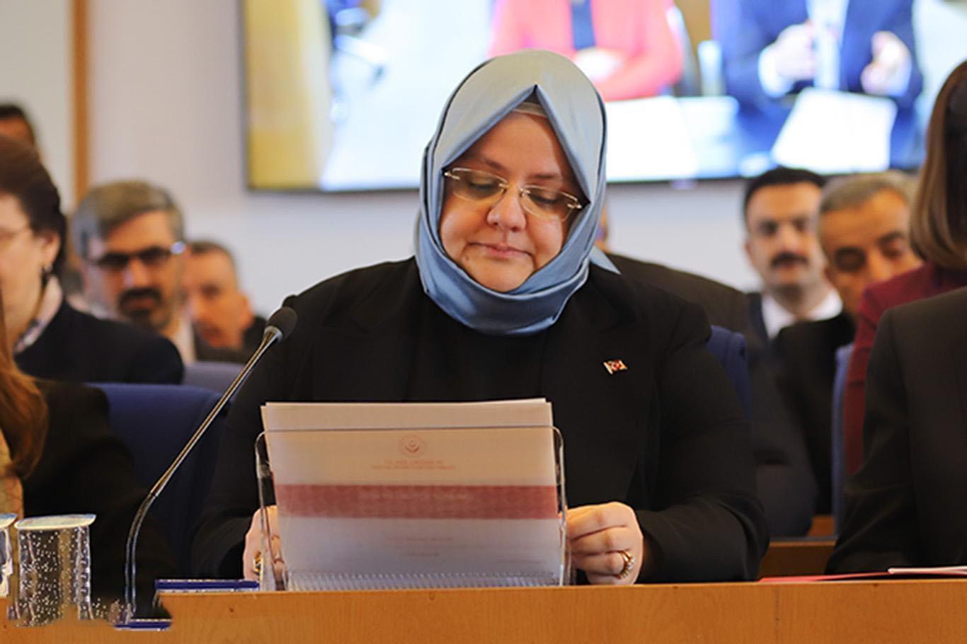 Salgın nedeniyle 2 milyon haneye 1000 lira destek
