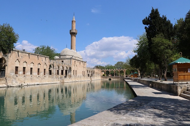 Tüm açık alan etkinlikleri bir ay süreyle yasaklandı