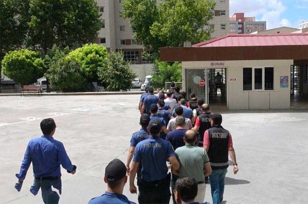 Viranşehir de tefeci operasyonu: 6 gözaltı
