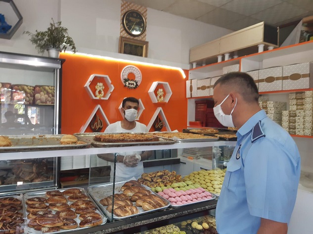 Zabıta ekipleri denetimlerini sürdürüyor
