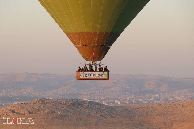Göbeklitepe'de lisanslı balon uçuşları başladı
