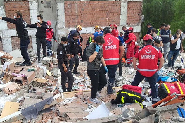 İzmir depreminde arama-kurtarma çalışmaları tamamlandı
