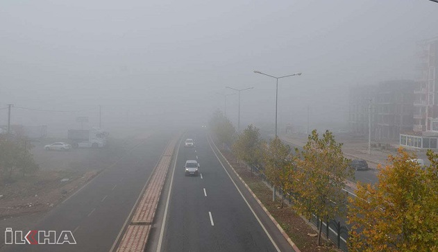 Diyarbakır'da sis nedeniyle uçak seferleri ertelendi