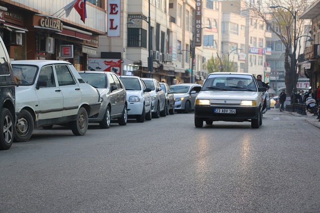 Şanlıurfa'daki otopark sorunu halkı mağdur ediyor
