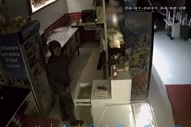 Siverek'te bir gecede 6 işyeri soyuldu
